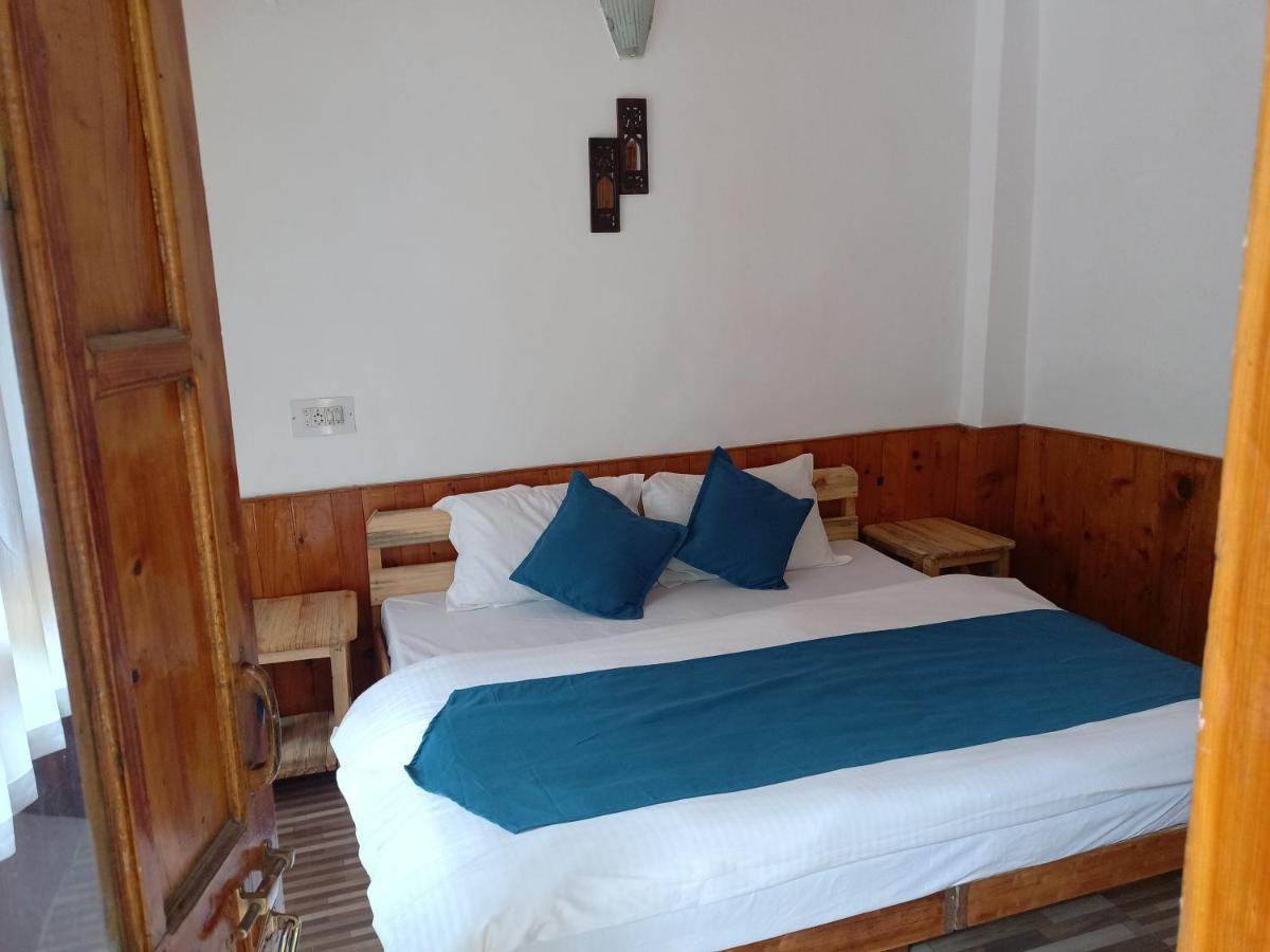 Jibhi Highness River Side Hotel Bagian luar foto